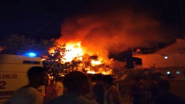 Malatya'da korkutan yangın, itfaiye alarma geçti 