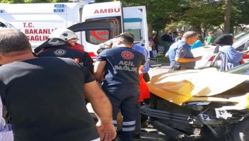 Malatya'da taksi ile hafif ticari araç çarpıştı, 6 yaralı