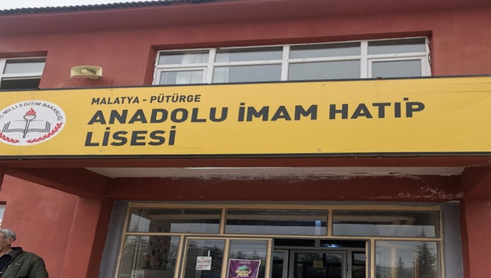 Pütürge İmam Hatip Lisesi binası 2 yıl 9 ay sonra yıkılıyor