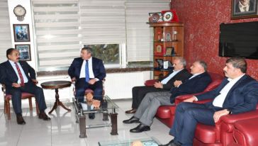 Ticaret Borsası Başkanı Özcan'dan MESOB Başkanı Keskin'e ziyaret