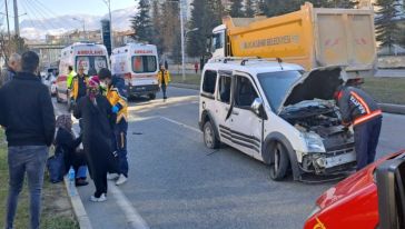 Malatya'da çevre yolunda TIR kazaları; 3 yaralı 