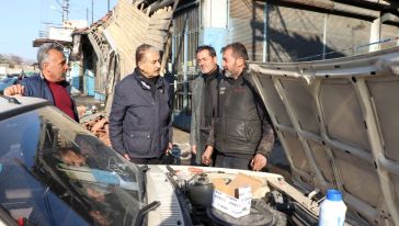 Erdoğan'a Malatya esnafının deprem yaralarının sarılması talep dosyası sunuldu 