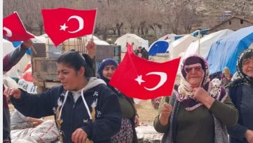 Kadiruşağı Köyü Türk Bayraklarıyla donatıldı