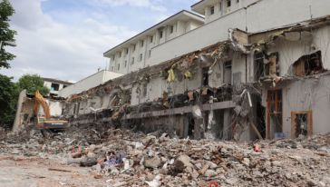 Malatya Adliye binası da yıkıldı