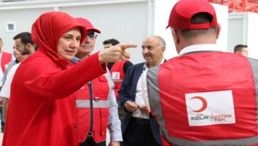 "Malatya'daki Kızılaycılar deprem bölgelerinin yaralarının sarılmasına çok önemli katkı sağladılar"