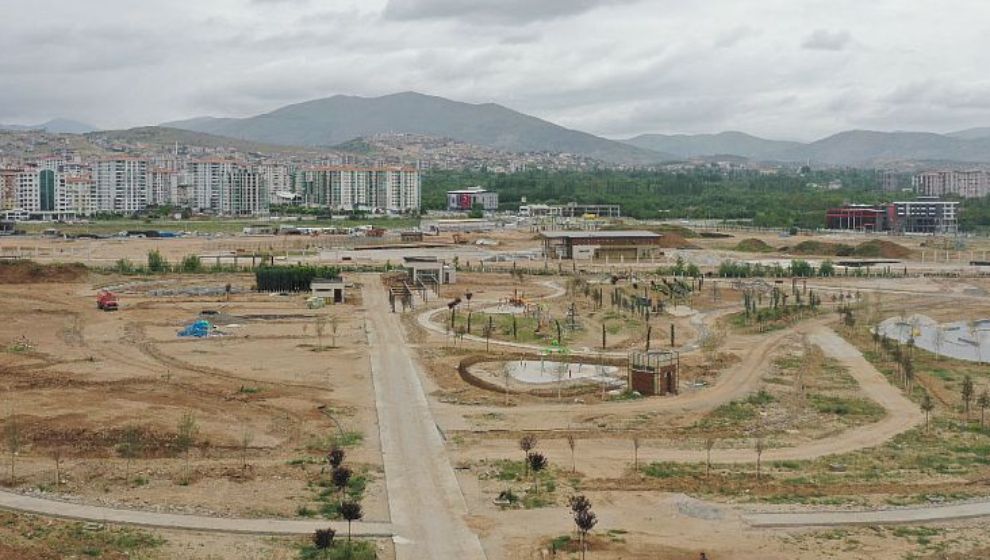 Malatya 100. Yıl Kent Parkında çalışmalar yoğunlaştırıldı