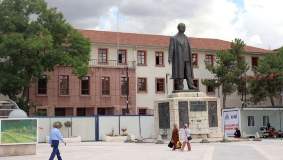 Malatya Valilik binası yıkılıyor, aynısı yapılacak