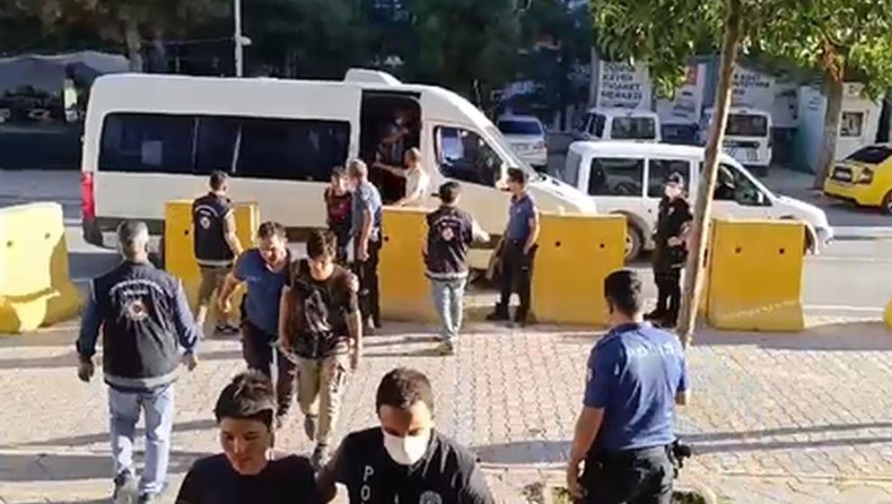 Malatya'da 34 göçmen yakalandı, 2 organizatör tutuklandı