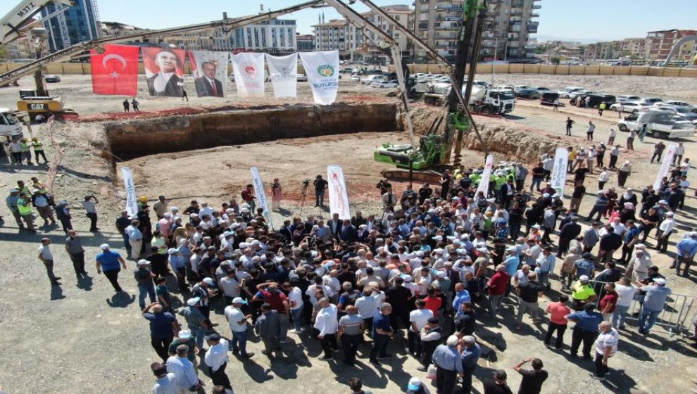 Malatya'da Yerinde Dönüşümün İlk Temeli  Bakırcılar Çarşısı'nda Atıldı