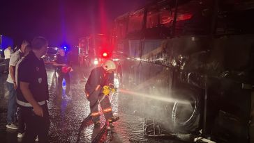 Malatya'da yolcu otobüsü yangını, 35 yolcu ölümden döndü 