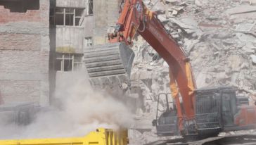 Malatya'da ağır hasarlı binaların ancak yüzde 33'ü yıkıldı
