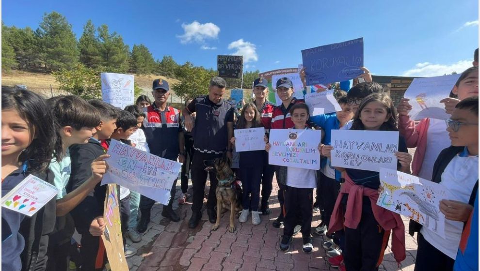 Jandarmadan  Dünya Hayvanları Koruma Günü Etkinliği