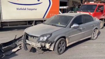 Malatya'da 2 polis kazada yaralandı 
