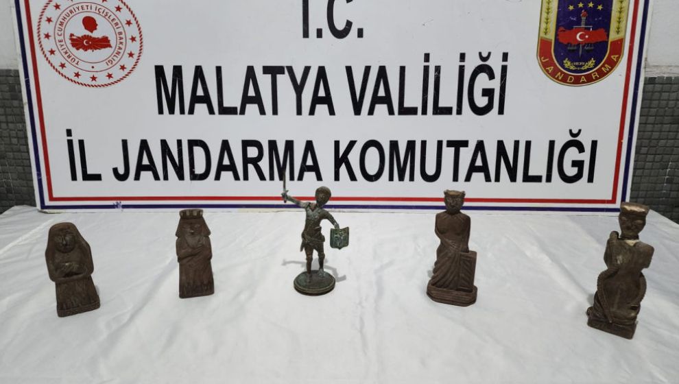 Malatya'daki Operasyonda Roma Dönemi heykelleri ele geçirildi