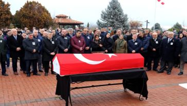 Kazada ölen Prof. Dr. Hacıevliyagil için üniversitede tören