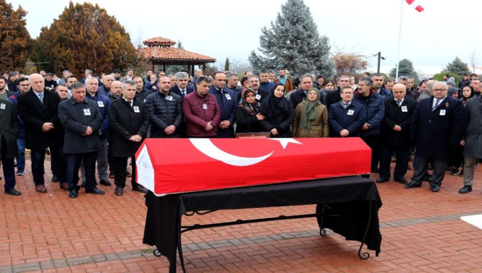 Kazada ölen Prof. Dr. Hacıevliyagil için üniversitede tören
