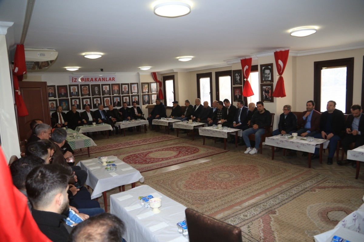 Fatih Belediye Başkanı M. Ergül Turan'dan Pütürge - Doğanyol Eğitim Vakfına Ziyaret