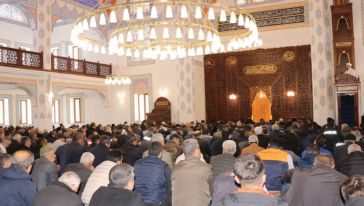 Malatya'da Mehmet Göçmez Camisi İbadete Açıldı