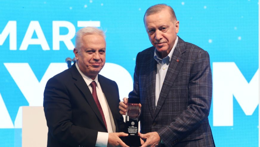 Prof. Dr. Sezai Yılmaz'a Cumhurbaşkanı Erdoğan'dan Ödül