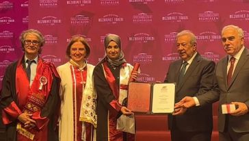 Bezmialem Vakıf Üniversitesi Dekanı Prof. Dr.Ramazan ÖZDEMİR ve Tıp Mezunları
