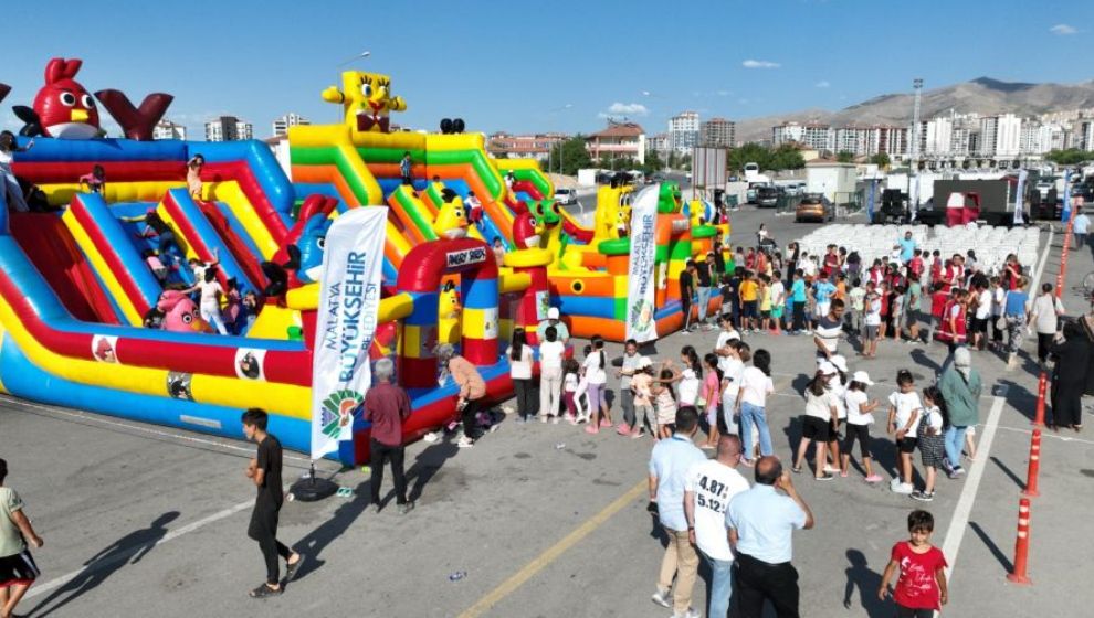 Konteyner Kent’te ‘Çocuk ve Gençlik Açık Hava Etkinliği’ düzenlendi