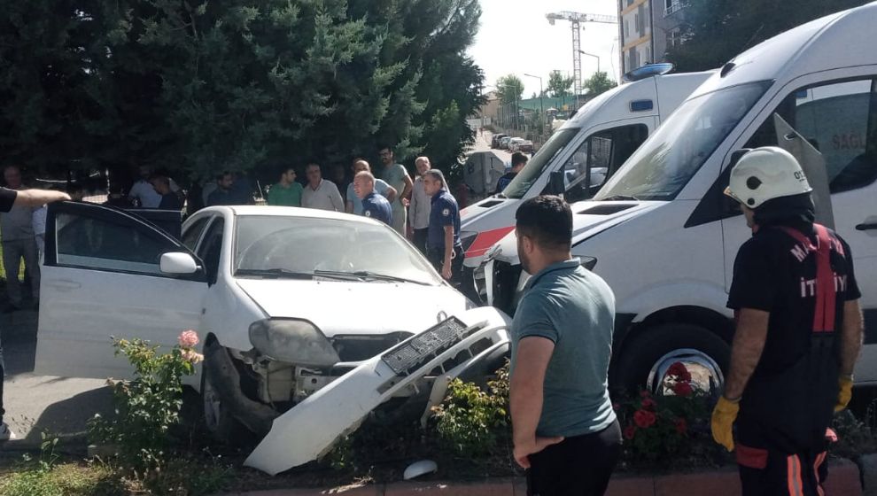 Trafik kazasında 5 kişi yaralandı