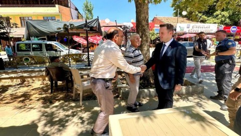 Pütürge Kaymakamı Nas, ilk gününde esnaf ziyaretinde bulundu