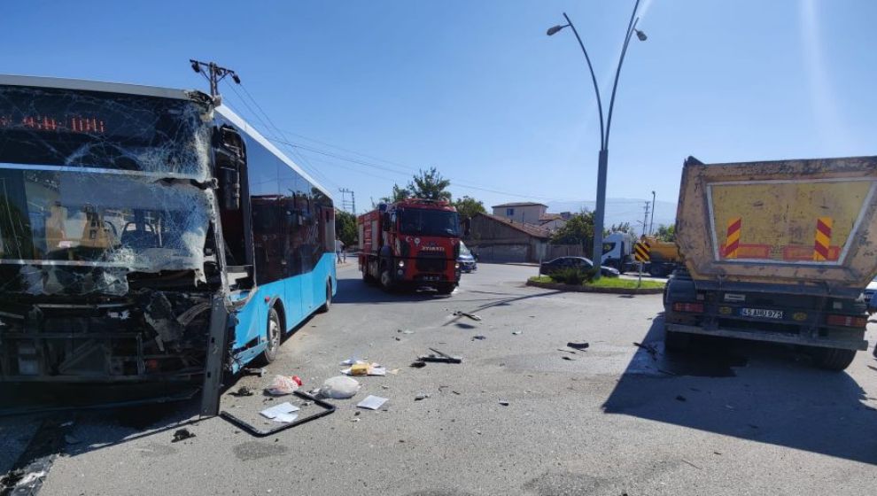 Malatya'da Halk Otobüsü Kazası: 7 Yaralı