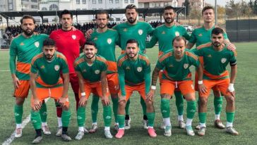 BAL'da Yeşilyurt Belediyespor Liderliği Bırakmıyor 