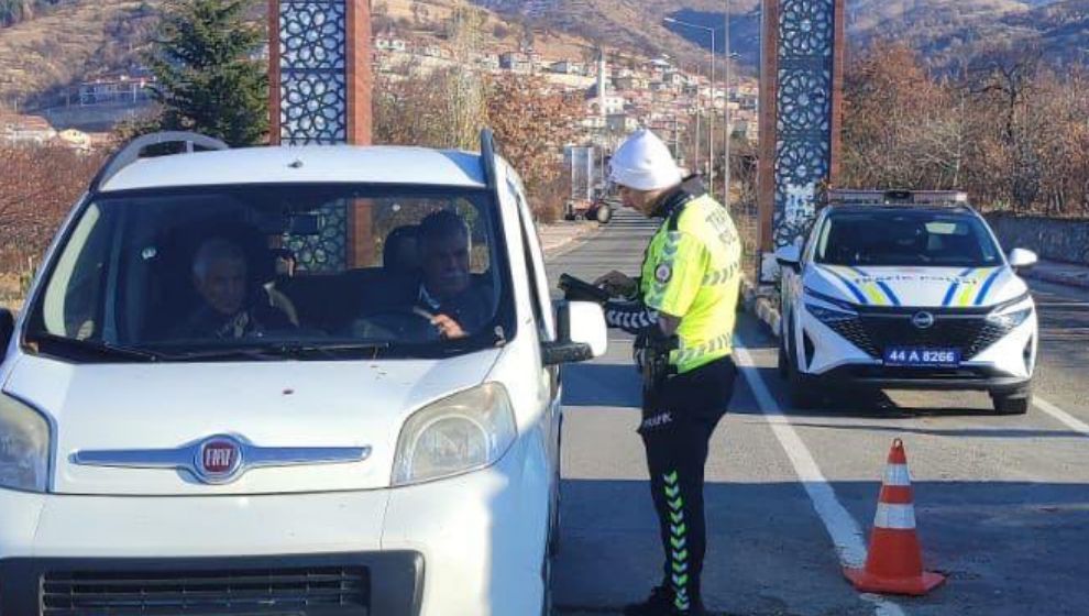 Doğanyol’da Kış Lastiği Denetimleri Başladı