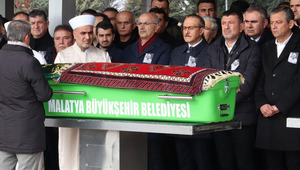 Milletvekili Veli Ağbaba’nın Babası Toprağa Verildi