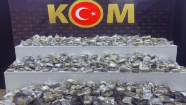 Yolcu Otobüsünde 1.9 Milyonluk Kaçak Tütün 