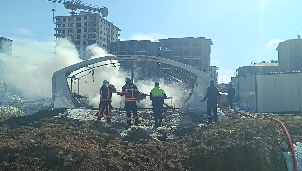 Malatya'da inşaat alanında yangın