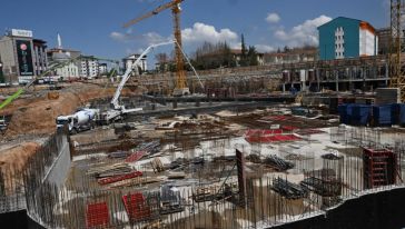 Deprem bölgesindeki "mücbir sebep hali" uzatılıyor