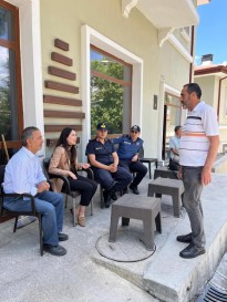 Doğanyol Kaymakamı Ayşe Karaca Nas'tan Şehit Aileleri, Gaziler ve Esnafa Bayram Ziyareti