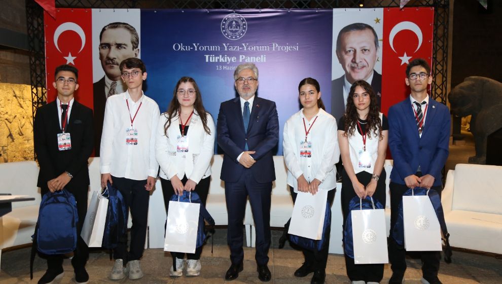Malatya Fen Liseleri Öğrencileri Kutadgu Bilig'le Birinci Oldu