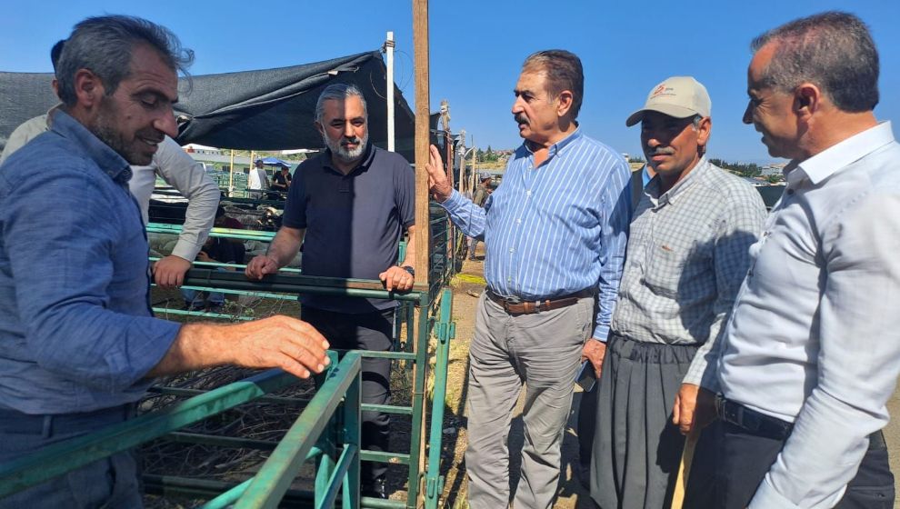 “Zincir marketler sadece çöplerini Malatya'da bırakıyor