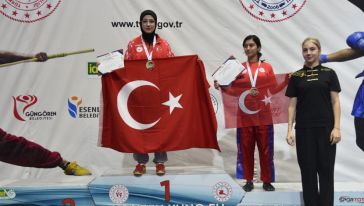 Malatyalı 3 kardeş madalya ile döndü 