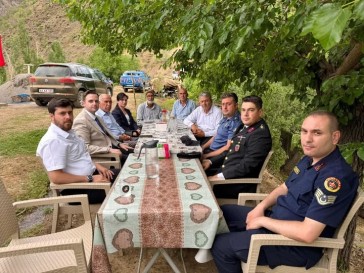 Pütürge'de 15 Temmuz Şehitleri Unutulmadı: Aileleri ve Kabirleri Ziyaret Edildi!