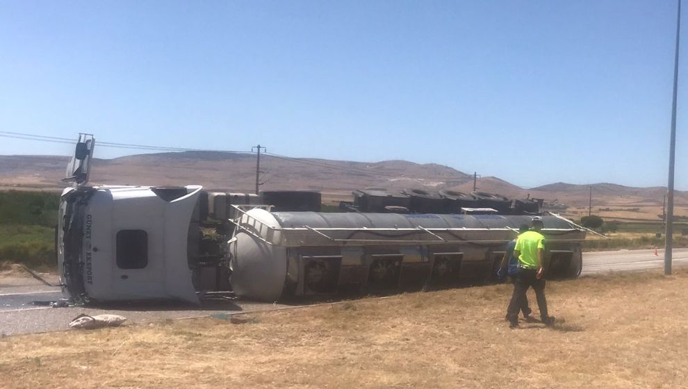 Malatya'da Tanker Kazası: 1 Yaralı