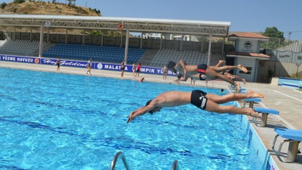 Olimpik Açık Yüzme Havuzu Halka Hizmet Verecek