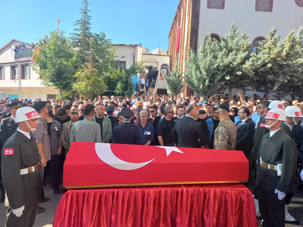 Pütürgeli şehit Abdurrahman Akdoğan defnedildi
