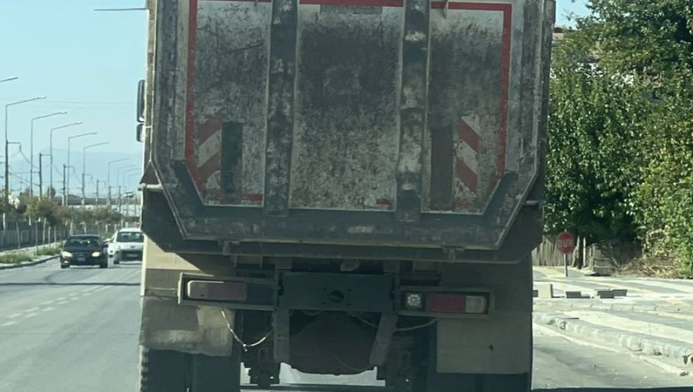 Malatyalı Vatandaşın Uyarısı Üzerine Harekete Geçildi: Plakasız Kamyonlara Sıkı Takip