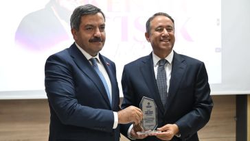 Malatya'da Kenan Işık Amfisi Düzenlenen Törenle Açıldı