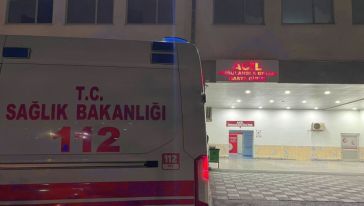 Motosiklet kazasında 2 kişi yaralandı