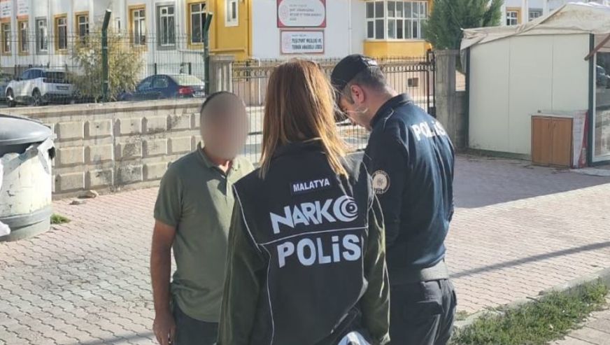 Malatya'da Velilerin İçi Rahat: Güvenli Eğitim İçin Polis Denetimi Devam Ediyor
