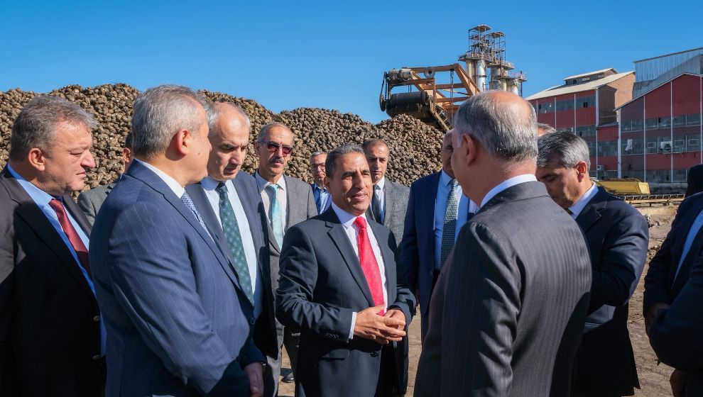 Bakanlık Heyeti  Malatya Şeker Fabrikası'nı ziyaret etti