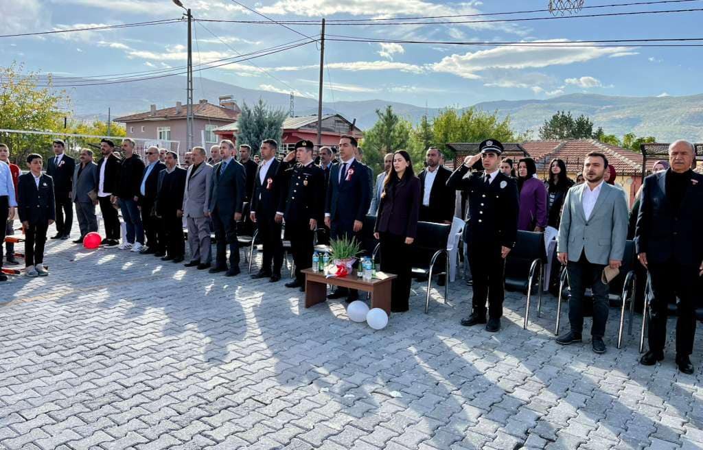 Doğanyol'da 29 Ekim Coşkuyla Kutlandı