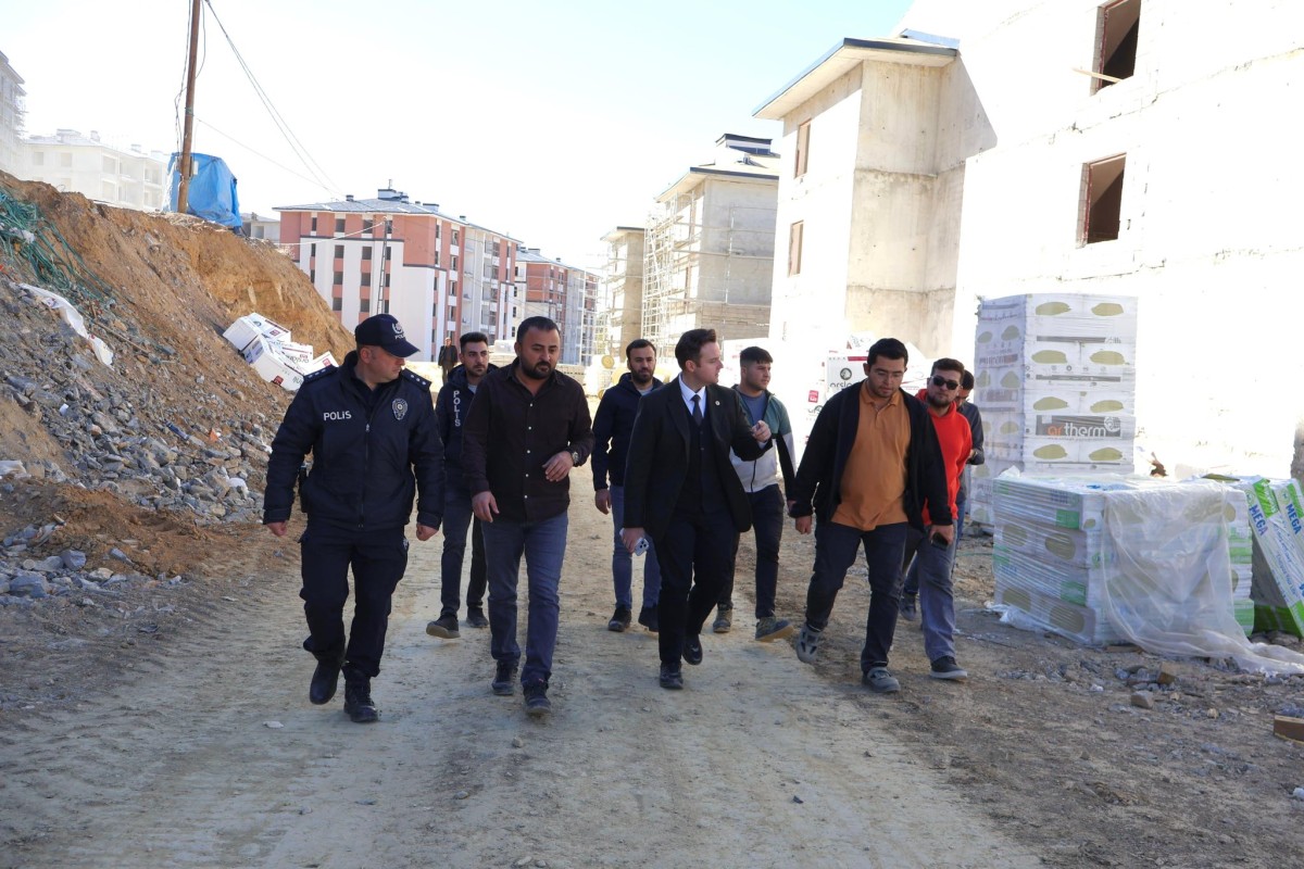 Köylü Mahallesi TOKİ Projesinde Çalışmalar Sürüyor