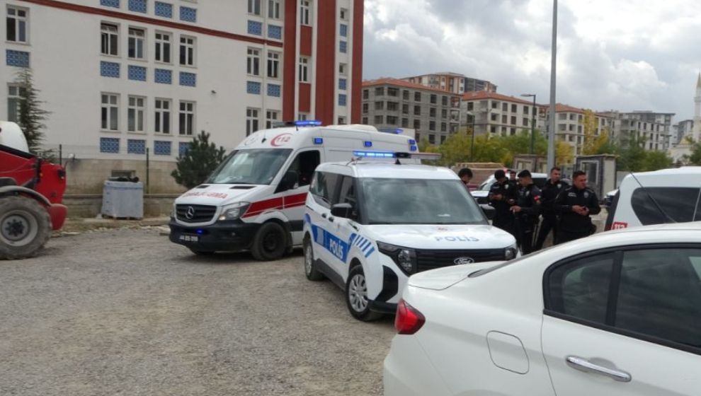 Malatya'da Şantiyede Kavga: 4 Yaralı
